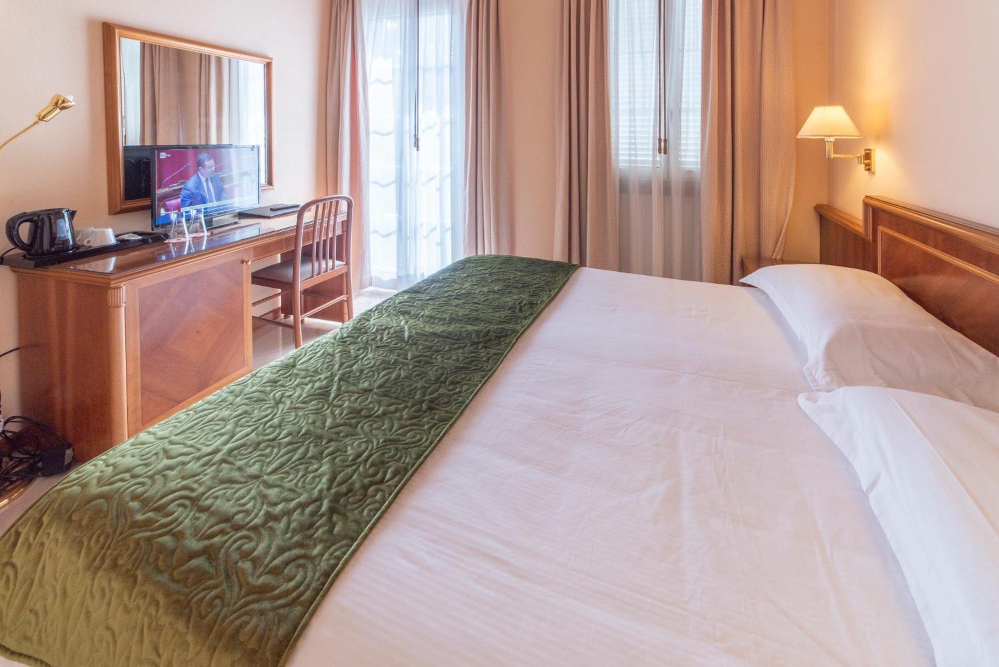 Hotel Bettina Mergozzo Extérieur photo