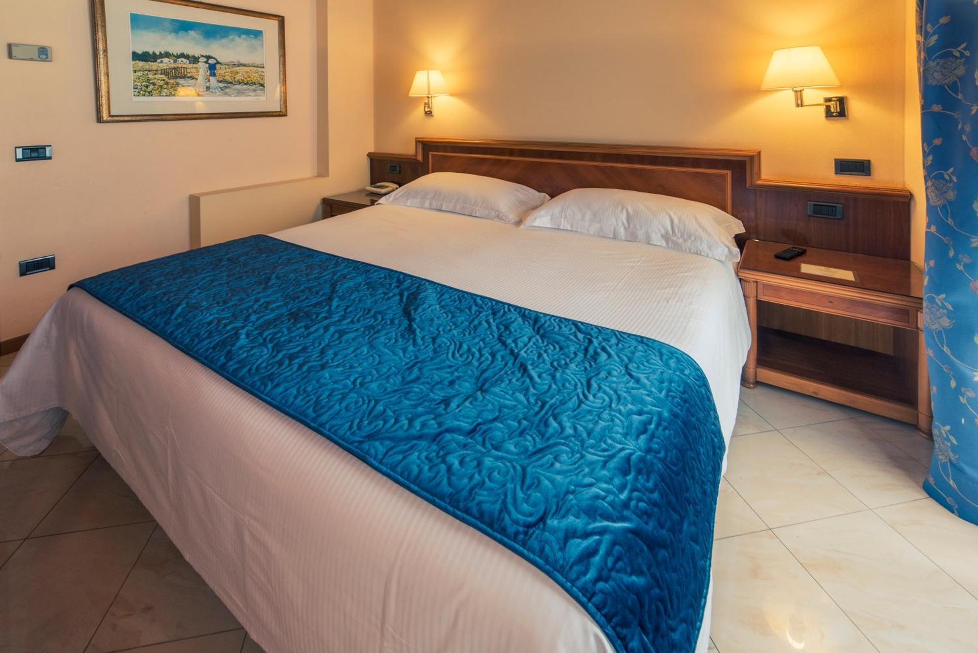 Hotel Bettina Mergozzo Extérieur photo